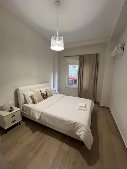 Cozy New Apartment Nearby Metro Athen Eksteriør bilde